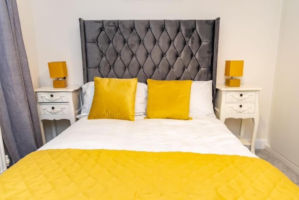 Villa Cozy 3 Bed Sasha House In Beeston Nottingham Exterior foto